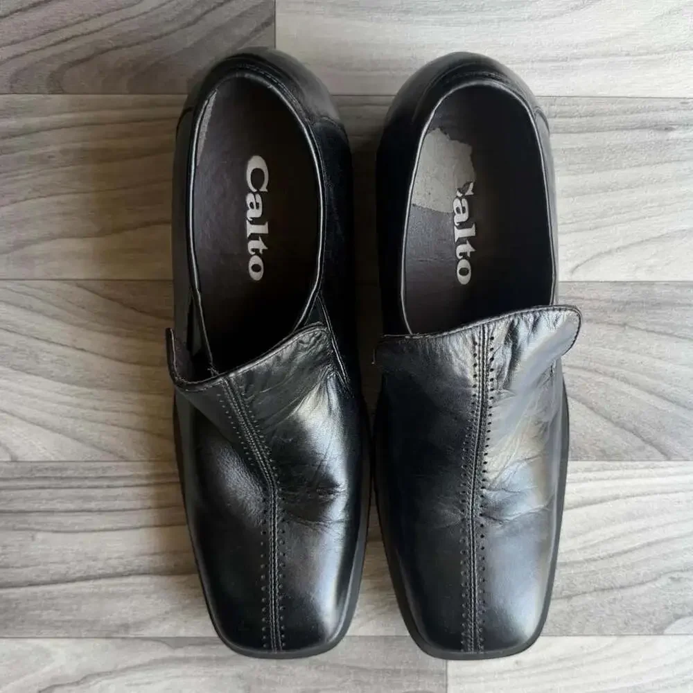 Calto Vintage Y2K Black Leather Square Toe Loafers